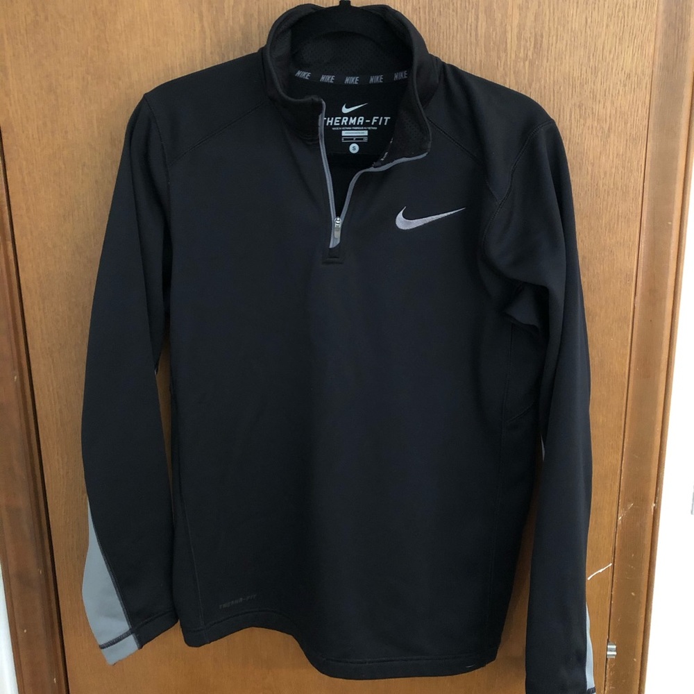 Nike mens Therma Fit long sleeve